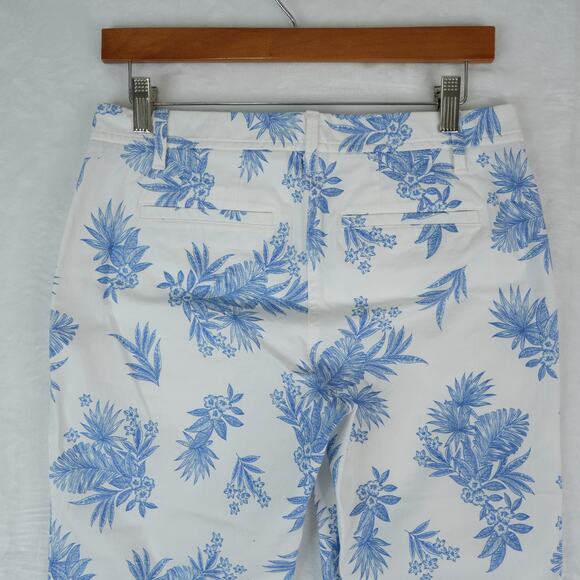 Talbots Pants Womens 2P Blue White Floral Cotton Relaxed Chino Cropped Preppy - Picture 5 of 12